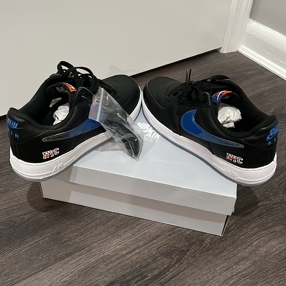 Brand new Nike Air Force one and kit collaboration - Picture 5 of 6